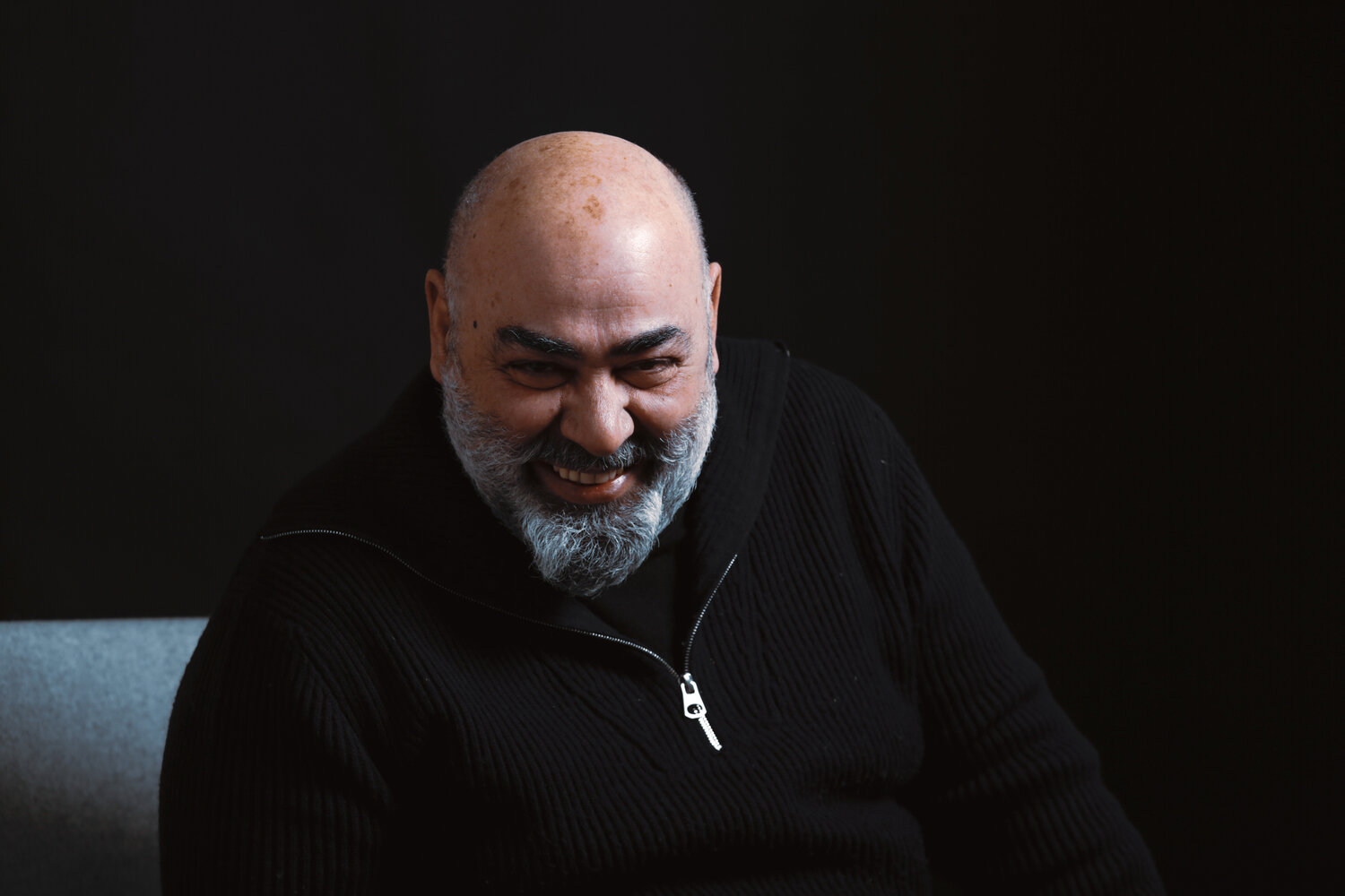 merab surviladze portait image